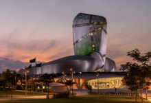 밀물처럼 몰려드는 사우디 오일 머니 [THE BRIEF]