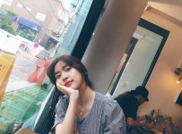 이가원이 지난 16일 SNS에 올린 일상 사진이 화제