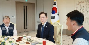 이재명 대통령-양대노총 위원장 회동