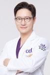 CDU청담유성형외과, 오크우드봄의원 소속으로 이전