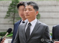 [이슈] 검찰, ‘SM 시세조종 혐의’ 김범수 항소심서 징역 15년 구형