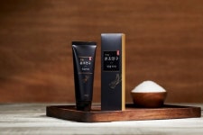 더 프리미엄 된 한방 소금 치약, ‘동의본초연구 한방생약 잇몸 치약’