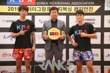 [R5포토] 윤주환, 이규동 12살 차이 대결, 타이틀에는 나이 따윈 상관없어