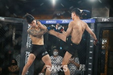 [R5포토] 태권파이터 안철의 하이킥