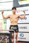 [포토] 넓은 어깨 자랑하는 도전자 이종호