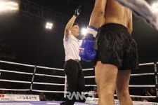 [포토] 2023 KBA 코리아 그랑프리 킥복싱 65kg 권선호(청주 팀버팔로) vs 베다트(광주 최고짐)