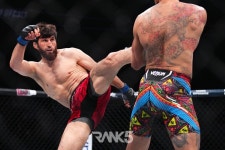 UFC 313 포토 : 노 샤마로 끝났다!…알렉스 페레이라, 충격의 판정패