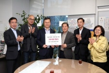 사회적기업 두손푸드, 코로나19 의료진 위해 마시는 죽 1만개 기부