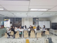 영어교육으로 아이들의 삶을 바꿔나갑니다