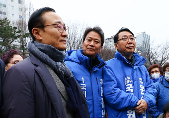홍익표 