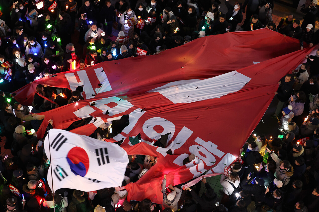 국회, 윤석열 대통령 내란 혐의 상설특검법 통과로 수사 본격화 예고