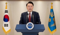 내란수괴 윤석열의 황당한 궤변 비상계엄은 통치행위 주장 [담화전문]