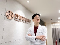지속되는 목‧어깨 통증, 비수술 정형외과 치료로 개선 가능