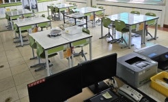청주 오창초등학교 과학실험 중 사고…학생·교사 병원 이송