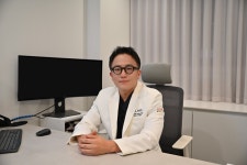 글래드성형외과, 파마리서치 에버클 도입