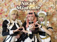 니케 메이드 카페, 쌀쌀한 날씨도 녹인 뜨거운 열기