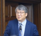 커뮤니티케어에서 약사 방문약료 서비스 필수