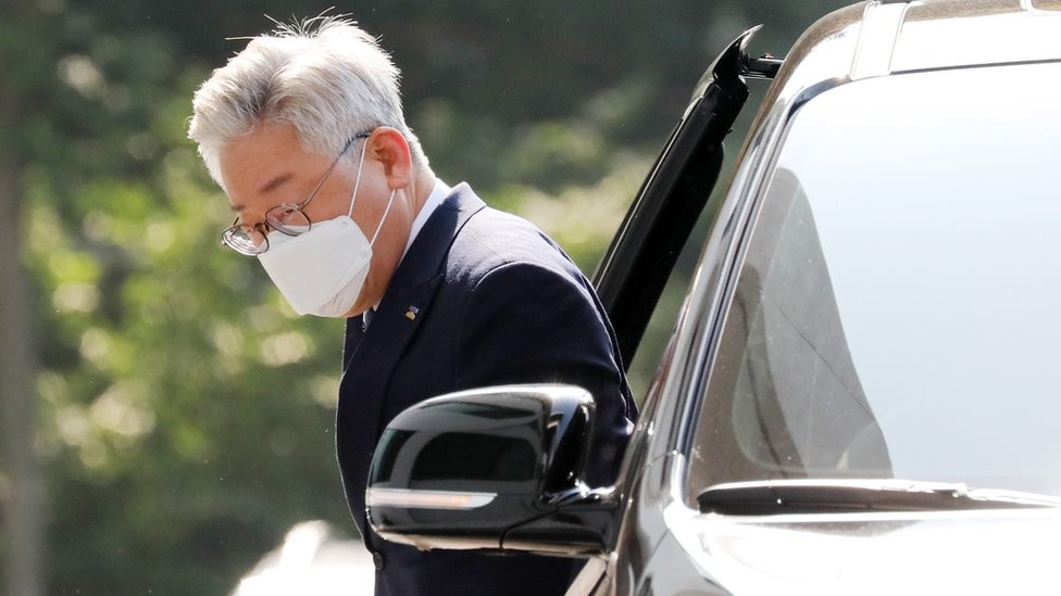 이재명 후보, 대법원 주장 파기환송...서울고법 재심 절차 예상