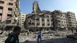 가자 지구 핵심 도로에서 탱크 포착...이스라엘군 가자 북부 지상전 진격하나