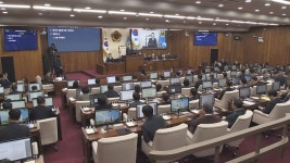 강원도청 노조 자질 없는 도의원 퇴출