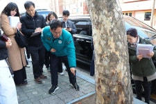 박강수 마포구청장, 봄맞이 마포구 일대 도로 환경 점검