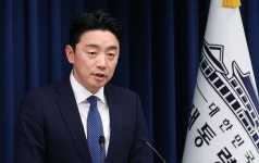 강훈식 대통령 비서실장 사의...인사 논란 책임