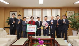 한솔이엔씨 박상욱 대표, 전남대에 발전기금 5천만원 기부