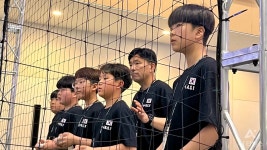 한일전서 연장 끝 우승...가능성 보여준 드론축구