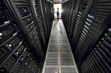 AI 전환이 불러온 전력 대란…빅테크, 재생에너지 확보 전면전