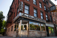 Can Anyone Save New York’s Bars and Restaurants?