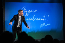 Onstage, the French Election Is a Landslide Win for Cynicism