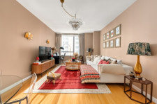 Homes for Sale in Manhattan and Brooklyn