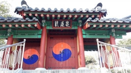 순천 충무사에서 이순신 장군을 만나다