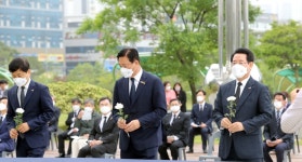 전남도청 6층 휴게실 | 전남도청 앞에서 '5.18운동 41주년 기념식' 열려