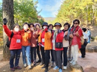 동여수노인복지관, 광양 백운산 자연휴양림서 화합 다져