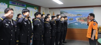 여수소방서 새내기 소방관 15명, 임용장 받아