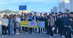 여수시의원과 함께하는 청소년 중독예방 하굣길 캠페인