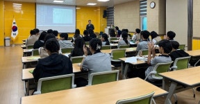 여남중학교 전 학년, 안도 이야포 추모비 방문해