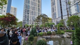 웅천 아파트 단지에 울려 퍼진 봄의 클래식 선율