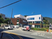 여수 문수동 행정복지센터 이전 3개월째… 구 안내판 방치에 주민들 혼란