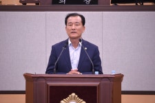 정옥기 의원, 반려동물 전용 해수욕장 낭만 낭도 펫비치 조성 제안