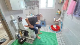 남해화학, 독거 어르신의 안전한 화장실 조성
