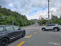 [제보취재] 여수 돌산 강남해안로삼거리 숨은 표지판(?)에 운전자들 뿔났다