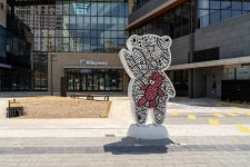 문화적 감성 자극하는 오프라인 유통업계, 예술 품은 공간 선보여 