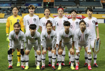 한국 여자축구, FIFA 랭킹 두 계단 상승'18위'...올림픽 PO 상대 중국은 15위