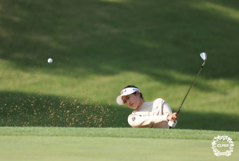[KLPGA] '루키' 김민주, 롯데 오픈 첫 날 '대회 1호' 이글