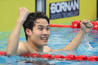 황선우, 자유형 200ｍ '한국·대회新' 금메달...항저우AG 수영 2관왕