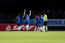 [WK리그] 최정민 멀티골 화천 KSPO, 경주 한수원 꺾고 단독 선두 복귀