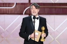 골든글로브 각본상 ‘콘클라베’ 국내 상반기 개봉…랄프 파인즈-스탠리 투치 출연