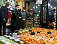 김춘진 aT 사장 설맞이 농수산물 수급 등 현장물가 점검